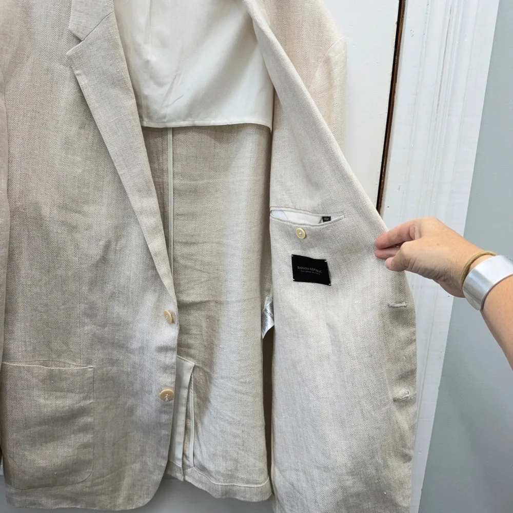 Banana Republic 46R Tailored Slim Fit 100% Linen Herringbone Blazer Cream Jacket